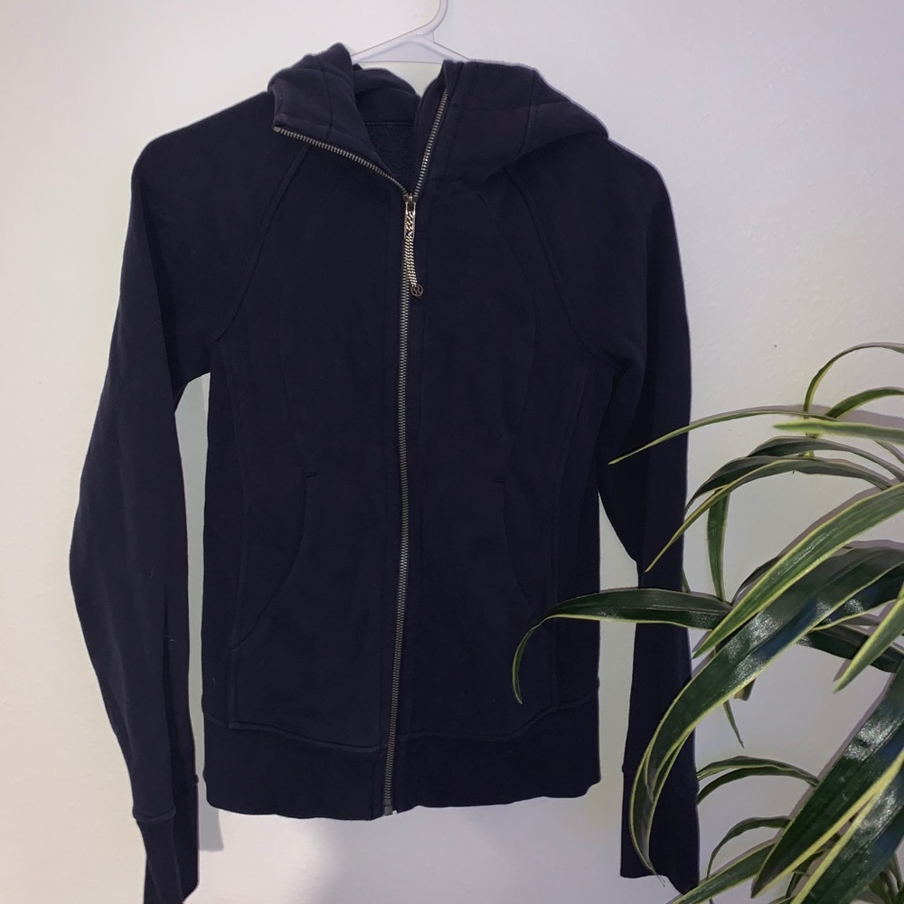 navy blue lululemon scuba hoodie